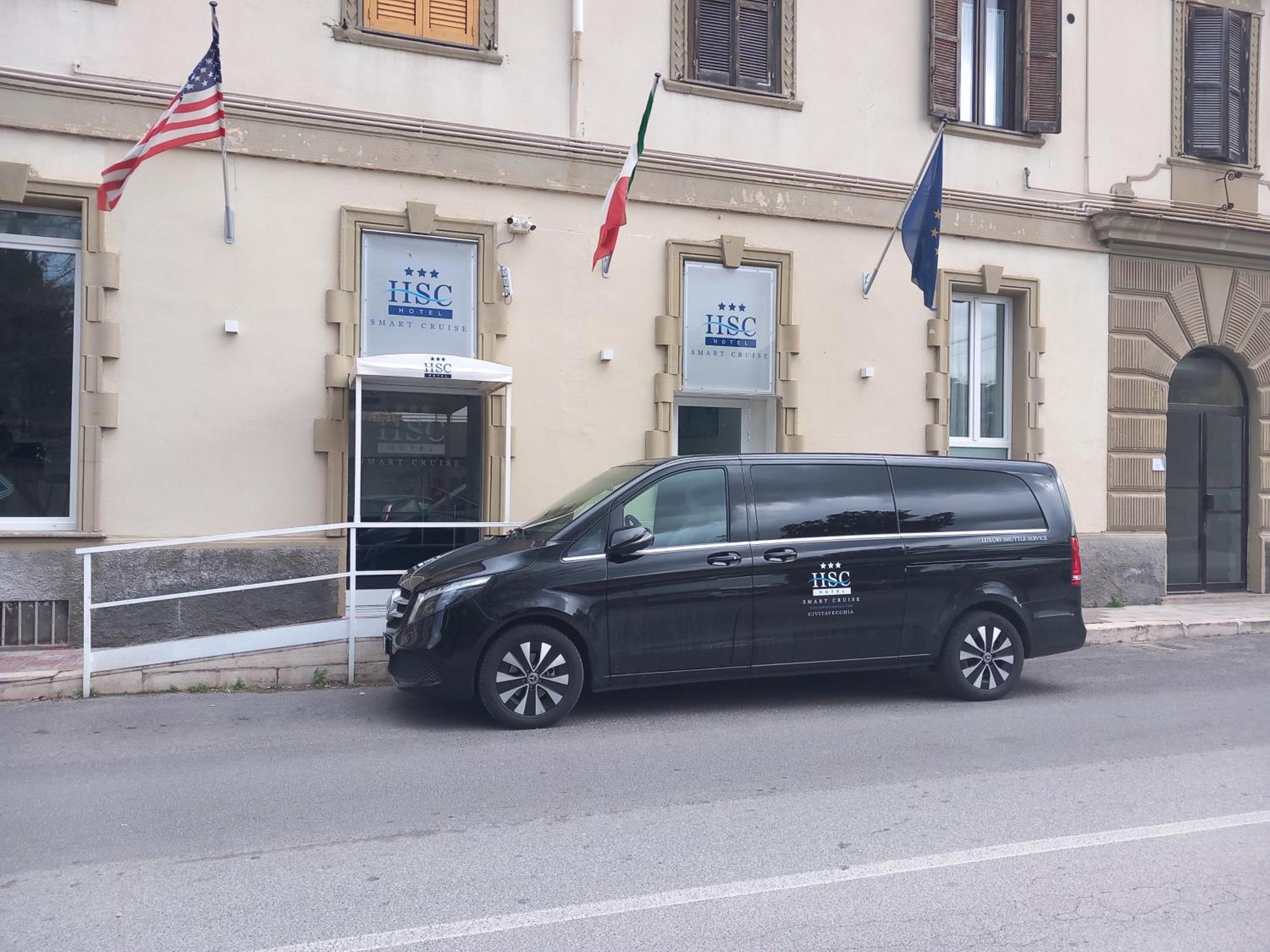 Hotel Smart Cruise Civitavecchia Exteriör bild